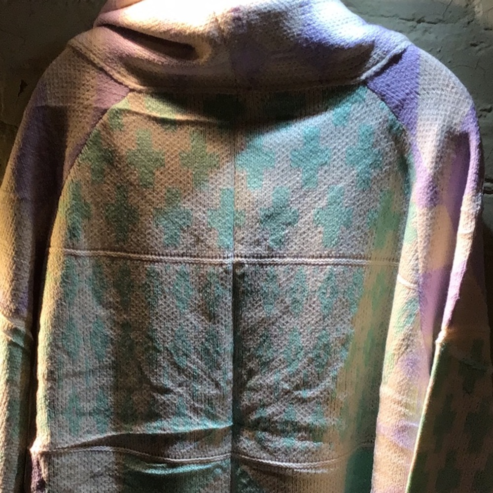 NEW! Boho Pastel Knit Women's Sweater - Picture 5 of 7